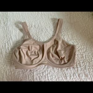 Wacoal Sport Bra 36 DDD.